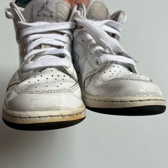 Nike Air Jordan 1 Mid SS GS Schematic- Youth- Size 5.5Y - [DQ1864-100] - Picture 14 of 15